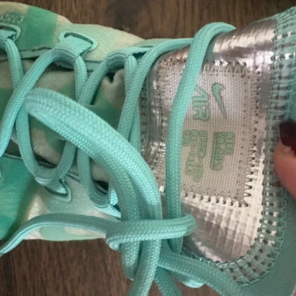 Nike Air VaporMax Flyknit Sneakers - Teal - Picture 6 of 8